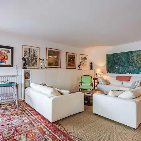 Apartment Moderne En Centre-ville Avec Balcon Et Parking A 400m De La - Fr-1-4-693 *