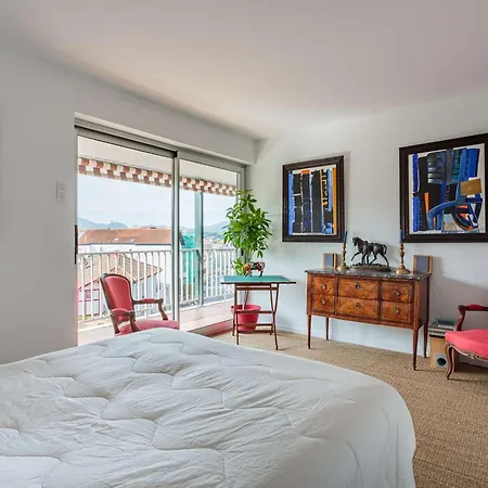 Moderne En Centre-ville Avec Balcon Et Parking A 400m De La - Fr-1-4-693 Apartment *