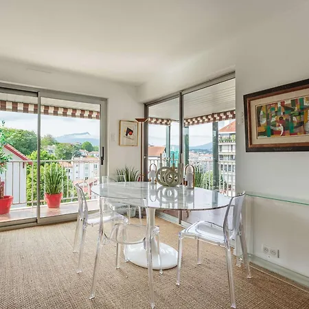 Moderne En Centre-ville Avec Balcon Et Parking A 400m De La - Fr-1-4-693 Apartment *