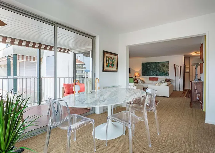 Moderne En Centre-ville Avec Balcon Et Parking A 400m De La - Fr-1-4-693 アパート *